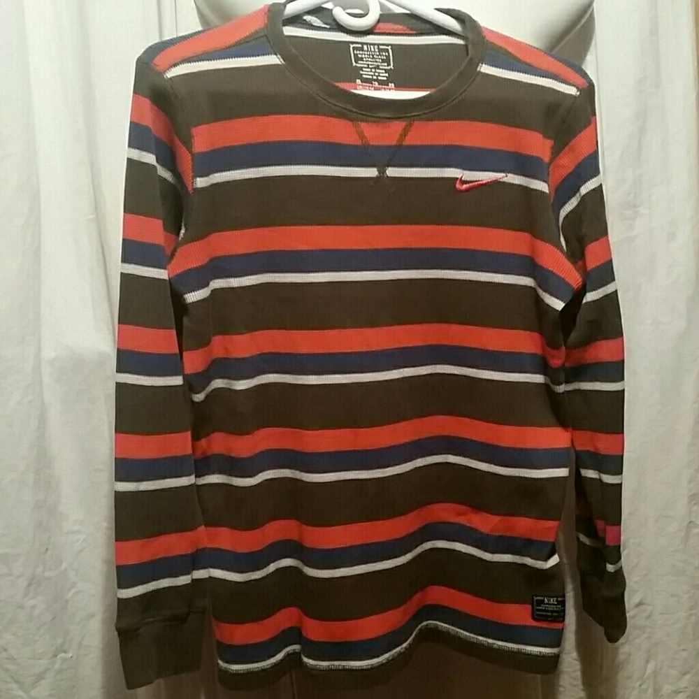#FREE  Nike stripe pullover top.xl13/15